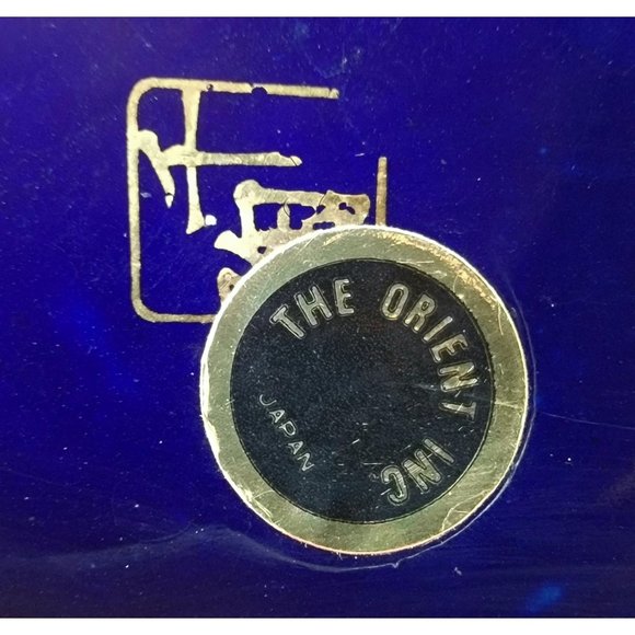 Vintage JAPAN Lovely Porcelain Cobalt Blue and Gold Gilt Vase 11" Tall - Picture 4 of 5